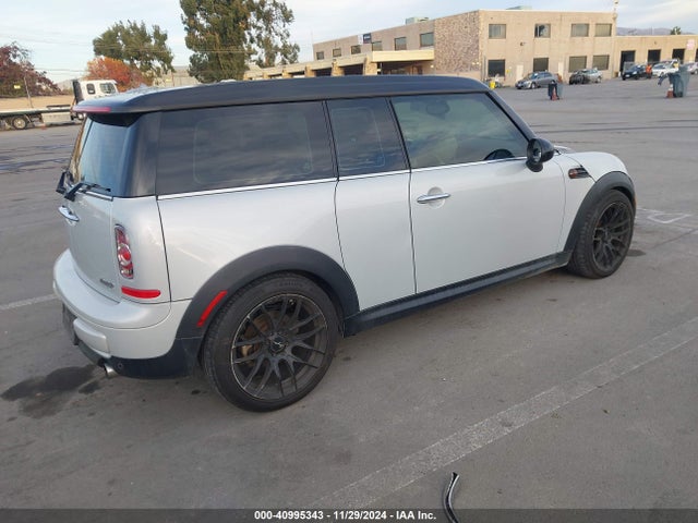 2012 MINI COOPER CLUBMAN WMWZF3C51CT189790 Photo 3