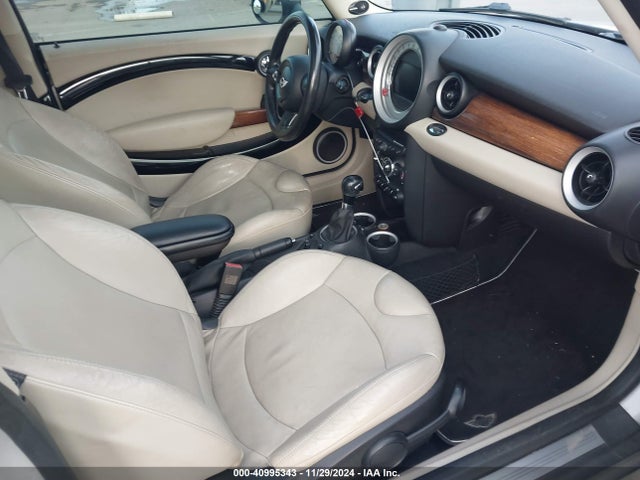 2012 MINI COOPER CLUBMAN WMWZF3C51CT189790 Photo 4