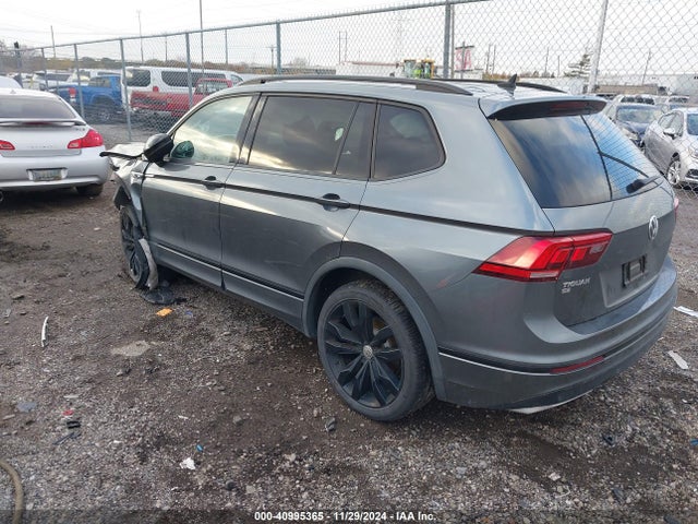 3VV2B7AX9LM182307 Volkswagen Tiguan 2.0t Se/2.0t Se R-line Black/2.0t Sel