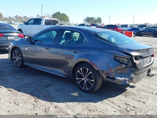Toyota CAMRY SE 2018 4T1B11HK4JU507295 Image 3
