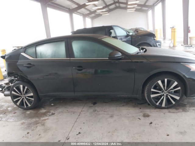1N4BL4CW3MN337834 Nissan Altima Sr Intelligent Awd