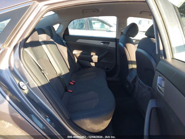 5NPE24AF1KH749258 Hyundai SONATA SE