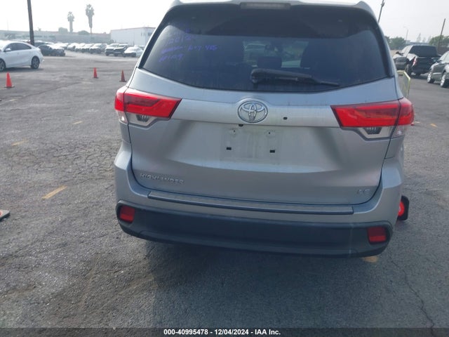 5TDZZRFH8JS277251 Toyota Highlander Le/le Plus