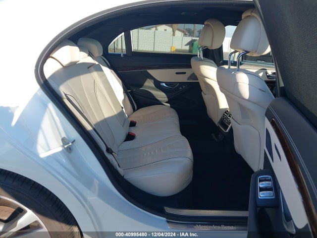 WDDUG8CB9GA256446 Mercedes-Benz S 550