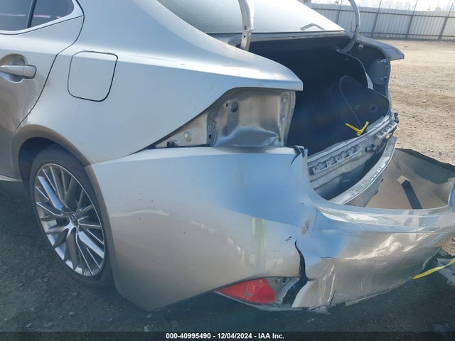 Lexus IS 200T 2016 JTHBA1D27G5026310 Image 20