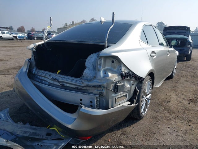 JTHBA1D27G5026310 Lexus IS 200T