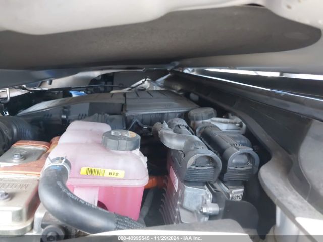 KNDCB3LC0M5475817 KIA NIRO LX