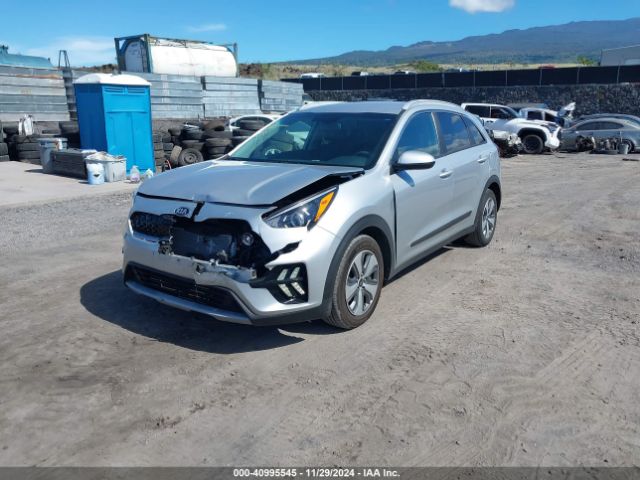 KNDCB3LC0M5475817 KIA NIRO LX