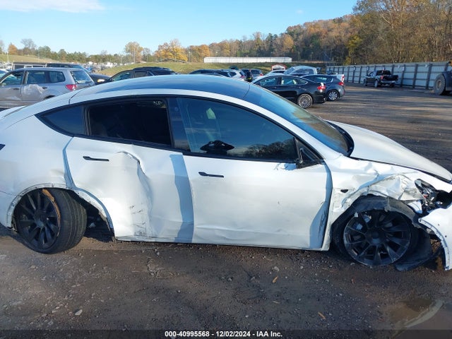 2021 TESLA MODEL Y 5YJYGAEEXMF185304 Photo 5