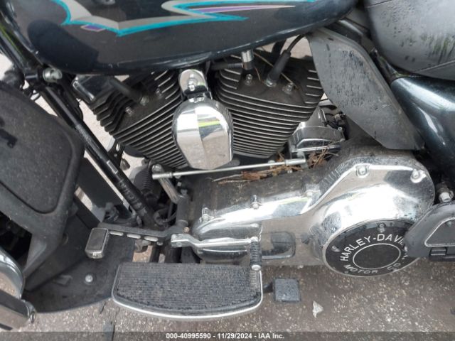 2015 HARLEY-DAVIDSON FLHTCUTG 1HD1MAL16FB851587 Photo 8