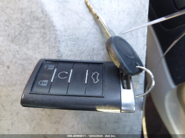 2010 CADILLAC DTS 1G6KA5EY3AU129820 Photo 10