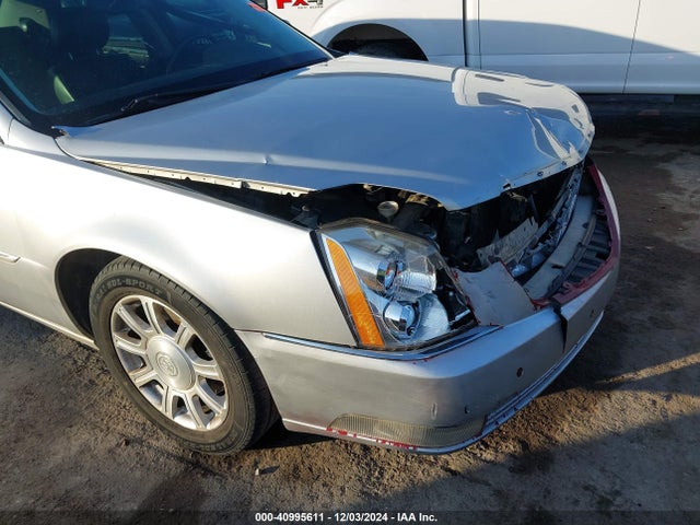 2010 CADILLAC DTS 1G6KA5EY3AU129820 Photo 5