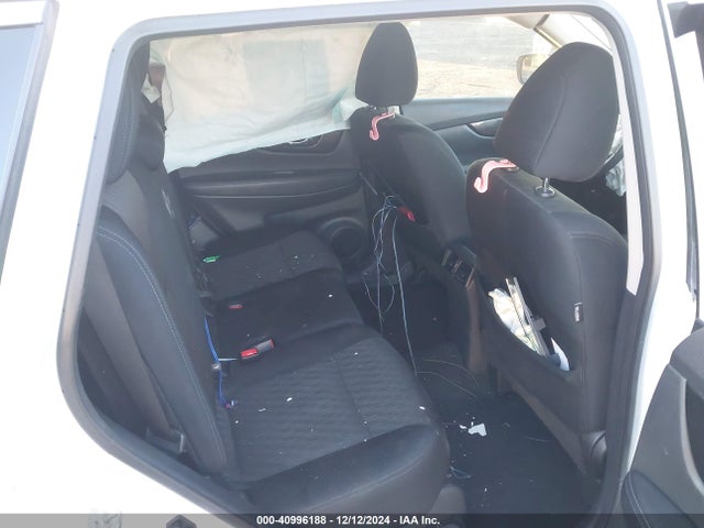 5N1AT2MV8JC727878 Nissan ROGUE SV