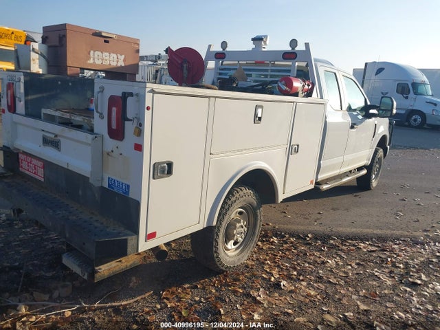 Ford F-350 Xl 2019 1FD7X3B66KEE69026 Image 4