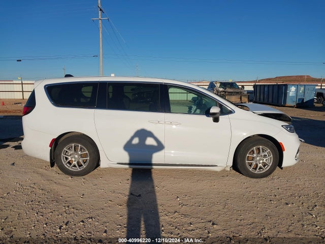 Chrysler Pacifica Touring L 2023 2C4RC1BG1PR531657 Image 13