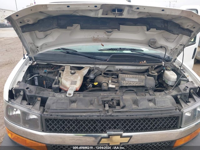 Chevrolet Express 2500 Ls 2018 1GAWGEFG9J1342056 Image 10