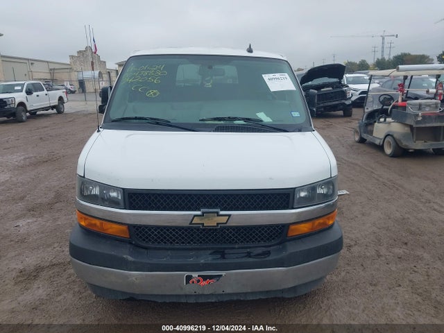 Chevrolet Express 2500 Ls 2018 1GAWGEFG9J1342056 Image 12