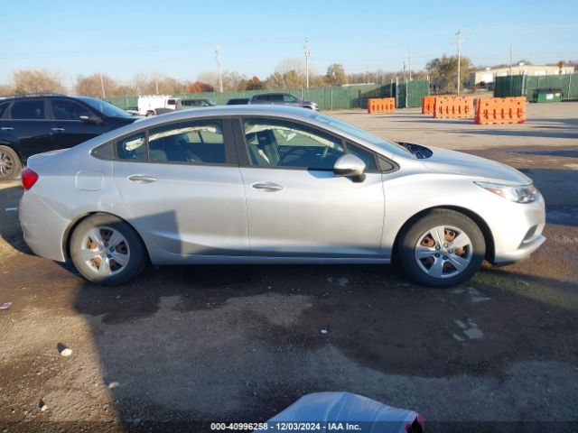 1G1BC5SM1J7129007 Chevrolet Cruze Ls Auto
