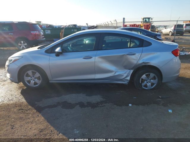1G1BC5SM1J7129007 Chevrolet Cruze Ls Auto
