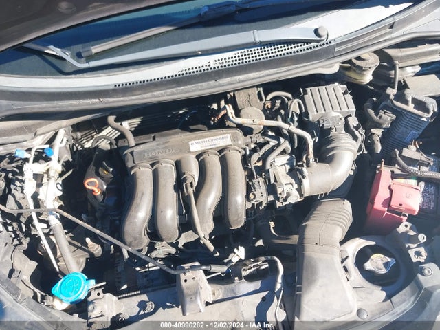 Honda FIT LX 2015 3HGGK5H50FM731234 Image 10