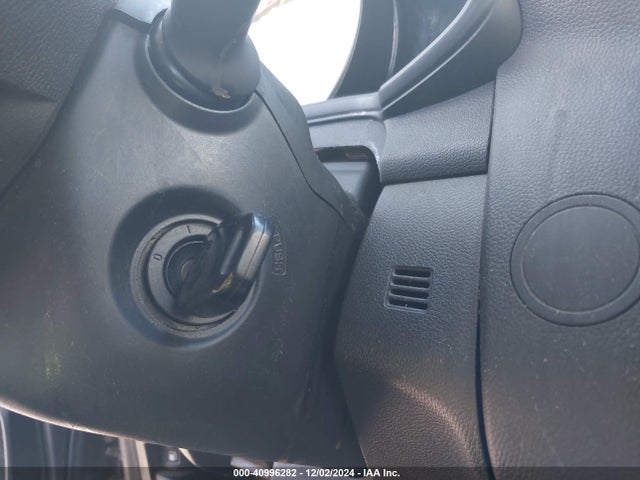 Honda FIT LX 2015 3HGGK5H50FM731234 Image 11