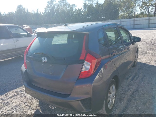 Honda FIT LX 2015 3HGGK5H50FM731234 Image 4