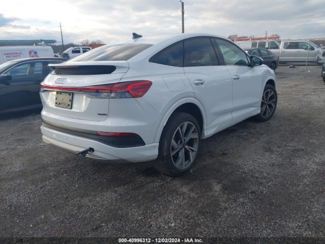 2022 AUDI Q4 SPORTBACK E-TRON WA1W2BFZ0NP053800 Photo 3