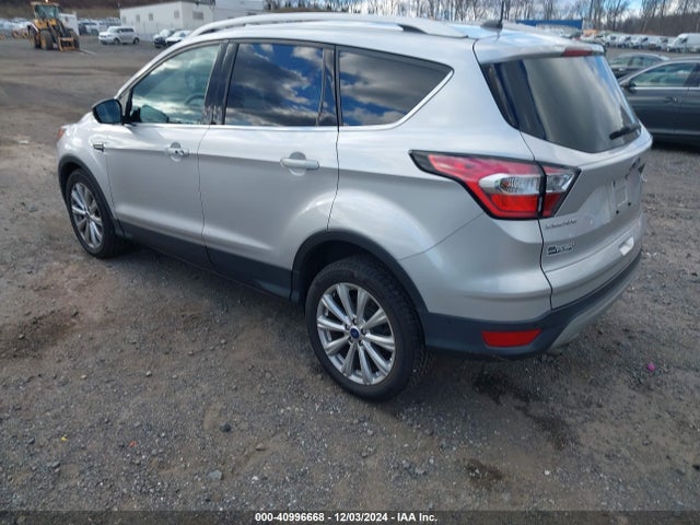 Ford Escape Titanium 2017 1FMCU9JD7HUD32878 Image 3