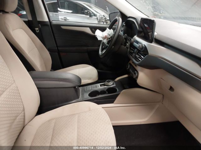 1FMCU0G67NUC02387 Ford ESCAPE SE