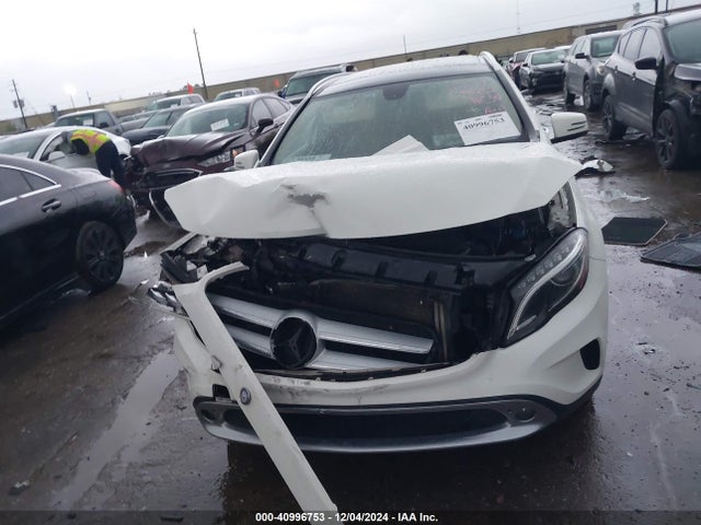 WDCTG4EB2FJ158931 Mercedes-Benz GLA 250