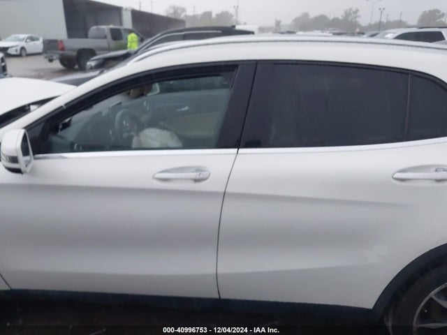 Mercedes-Benz GLA 250 2015 WDCTG4EB2FJ158931 Image 14