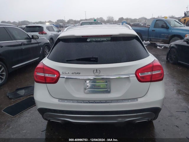 Mercedes-Benz GLA 250 2015 WDCTG4EB2FJ158931 Image 16