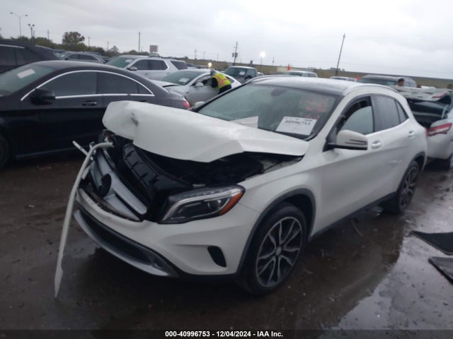 WDCTG4EB2FJ158931 Mercedes-Benz GLA 250