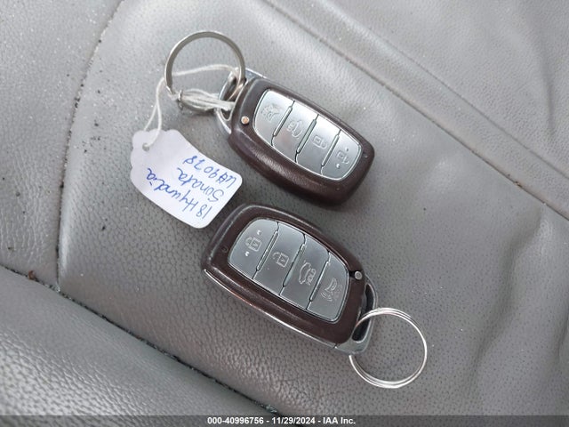 5NPE34AF9JH649078 Hyundai SONATA SEL