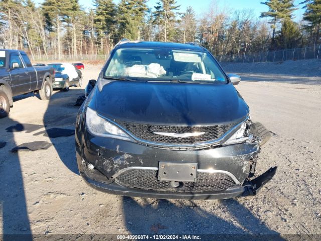 2C4RC1GG6JR109206 Chrysler Pacifica Limited