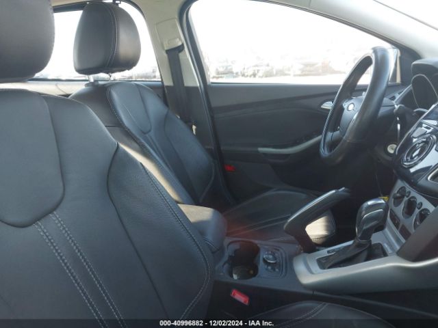 1FADP3F23EL114576 Ford FOCUS SE