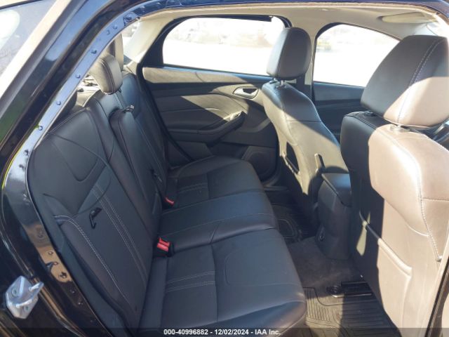 1FADP3F23EL114576 Ford FOCUS SE