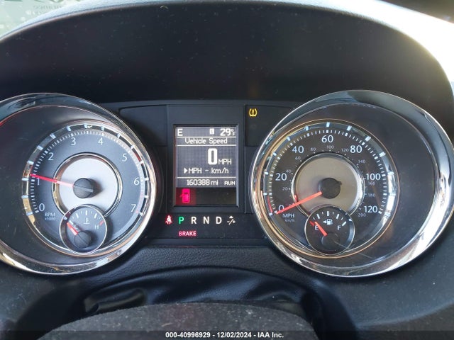 2C4RC1GG2ER345518 Chrysler Town & Country Limited