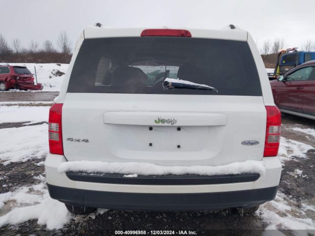 1C4NJRFB4FD184117 Jeep Patriot High Altitude Edition