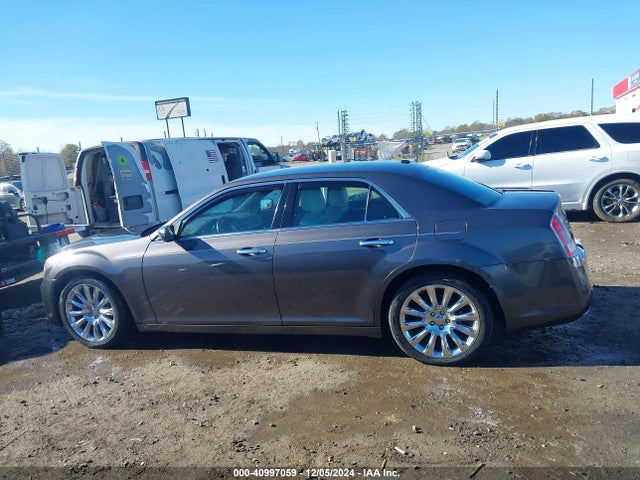Chrysler 300 Uptown Edition 2014 2C3CCAAG8EH343247 Image 14