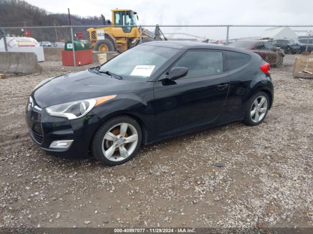 KMHTC6AD6EU201437 Hyundai Veloster Base W/gray