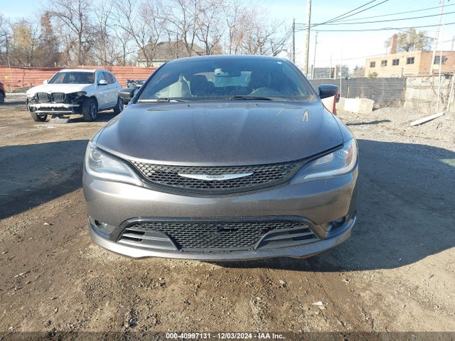 Chrysler 200 S 2015 1C3CCCBB7FN676241 Image 12