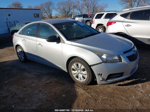 2014 1G1PA5SH3E7488086 main image