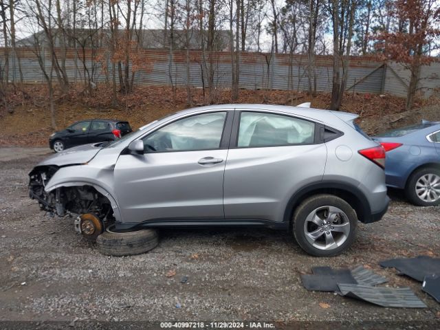 3CZRU6H34NM740159 Honda Hr-v Awd Lx