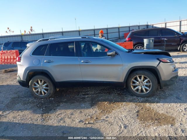 1C4PJMDS1HW569804 Jeep Cherokee Limited 4x4