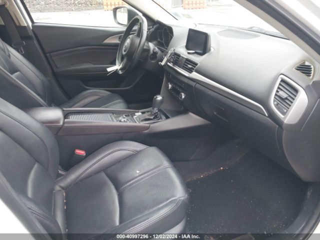 3MZBN1V39JM240694 Mazda Mazda3 Touring