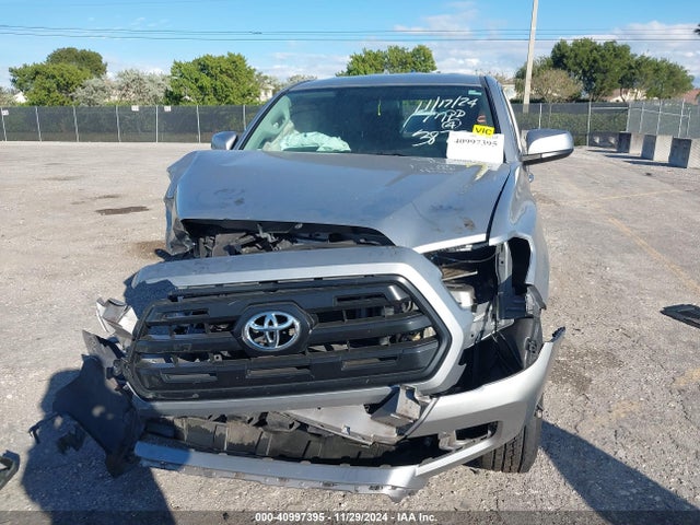 5TFRX5GN9GX063875 Toyota Tacoma Sr