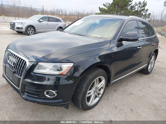 Audi Q5 2.0t Premium 2017 WA1L2AFP0HA055047 Image 2