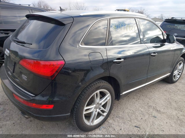 Audi Q5 2.0t Premium 2017 WA1L2AFP0HA055047 Image 4
