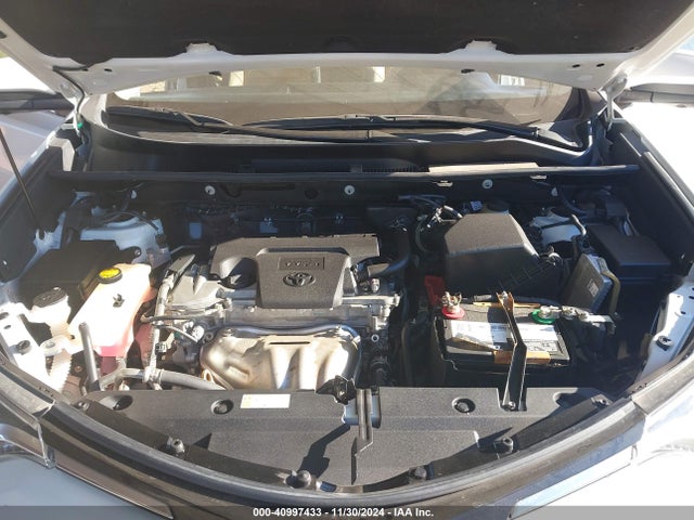 2T3YFREV9HW398584 Toyota Rav4 Limited/platinum